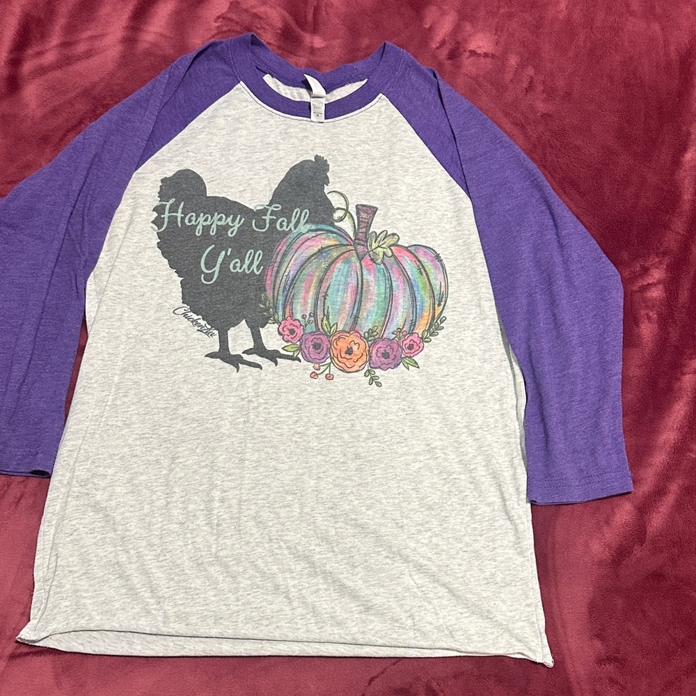 Chicken Luv women’s Fall Raglan Tee purple and Heather grey